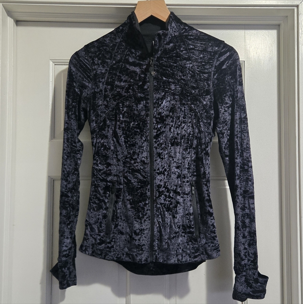 LIMITED EDITION Lululemon Define Jacket Crushed Velvet Dark Blue Size 6 - Picture 3 of 8